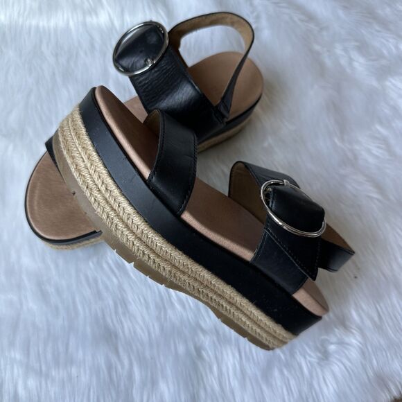 UGG Women’s April Black Upper Leather Slingback Espadrilles Size US 7.5 - Picture 4 of 10